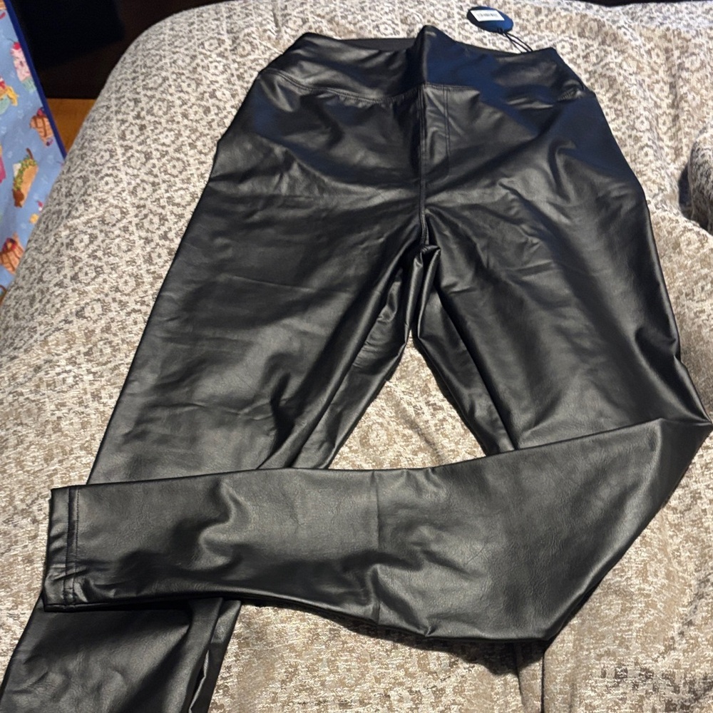 💕NWT! Aerie Black High-Rise Leggings - Picture 2 of 6